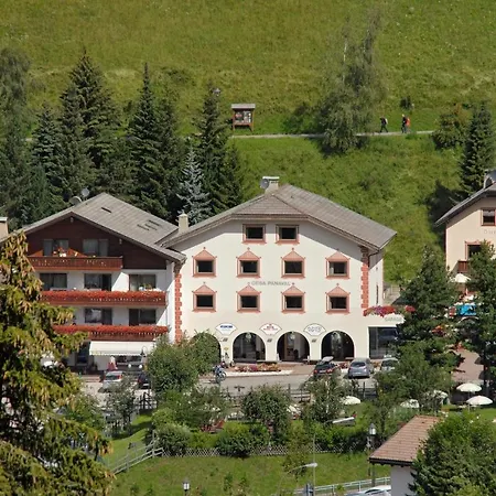 Cesa Panaval Santa Cristina Val Gardena