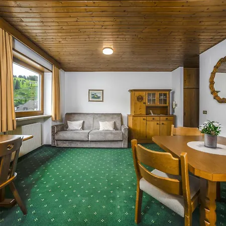 Cesa Panaval Aparthotel Santa Cristina Val Gardena